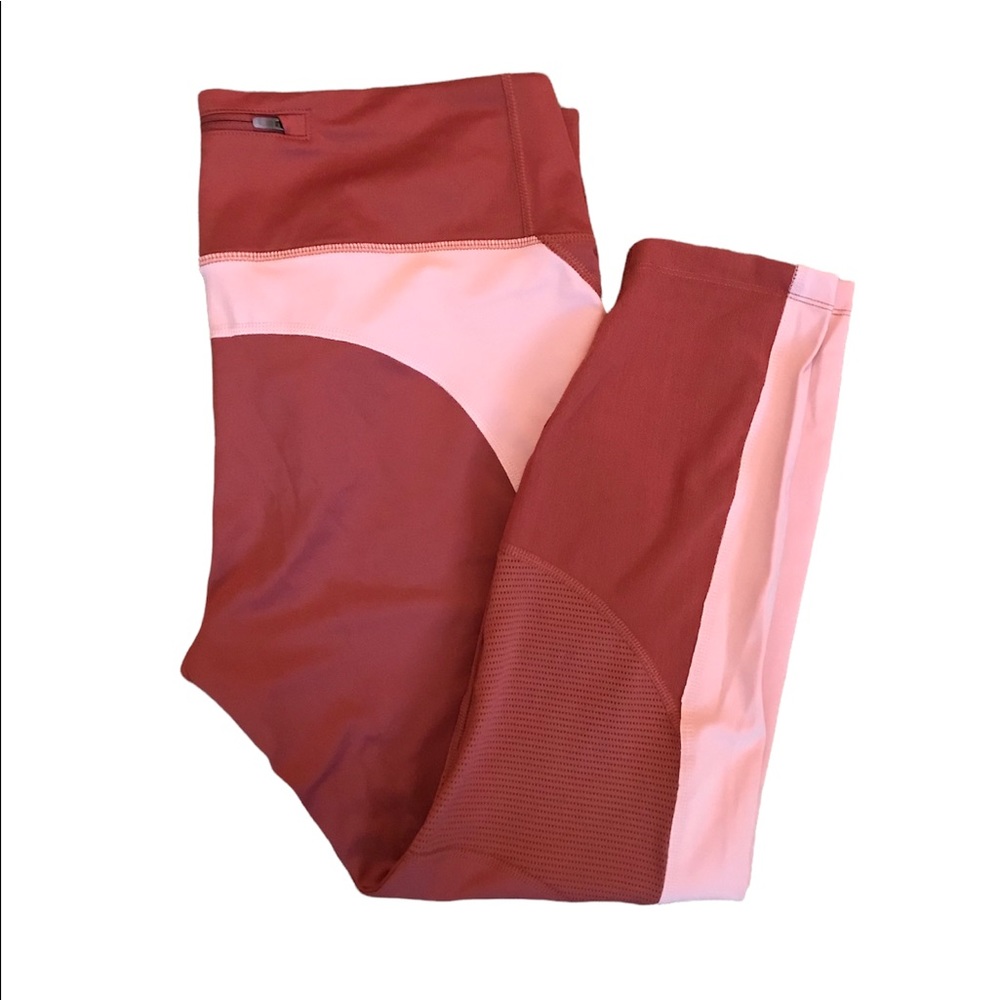Nike Epic Fast Mid-Rise Women’s 7/8 Leggings with Back Zippered Pocket 1X